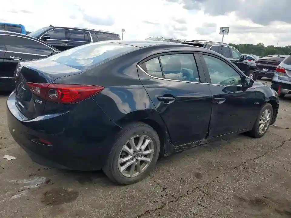 JM1BM1U74G1317987 2016 MAZDA 3-2