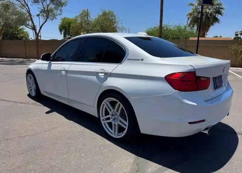 WBA3F9C57DF484398 2013 BMW 1 SERIES-2