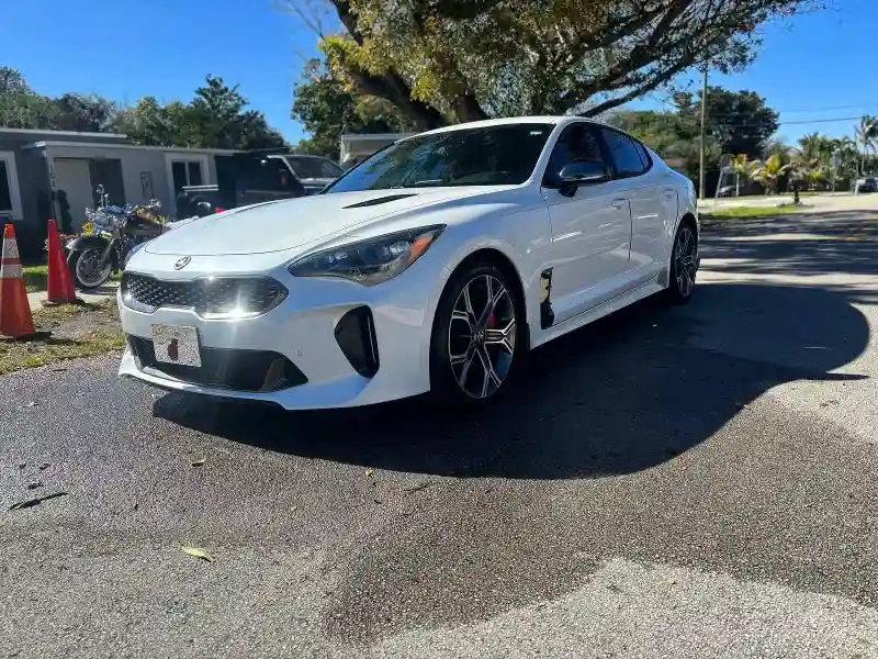 KNAE35LC2K6052811 2019 KIA STINGER-1
