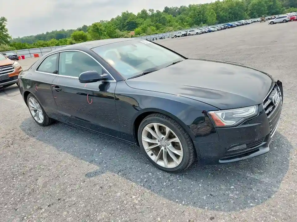 WAULFAFR5DA070324 2013 AUDI A5-3