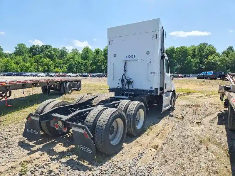 1FUJHTFW0KLKT2439 2019 FREIGHTLINER ALL OTHER-3