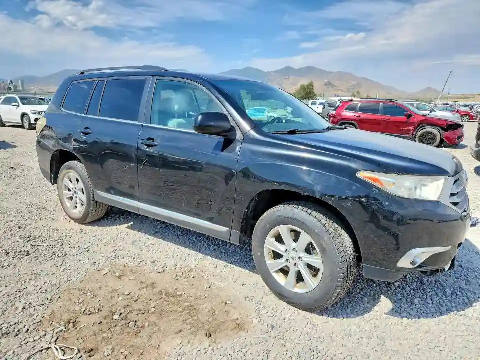 5TDBK3EH4CS112076 2012 TOYOTA HIGHLANDER-3