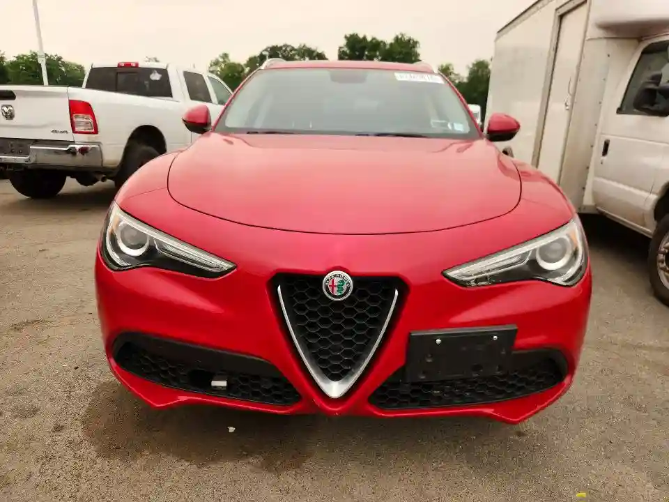 ZASFAKANXJ7B76745 2018 ALFA ROMEO STELVIO-4