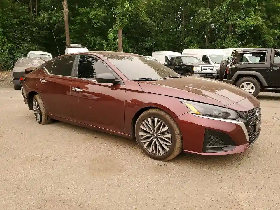 1N4BL4DV0SN365870 2025 NISSAN ALTIMA-3