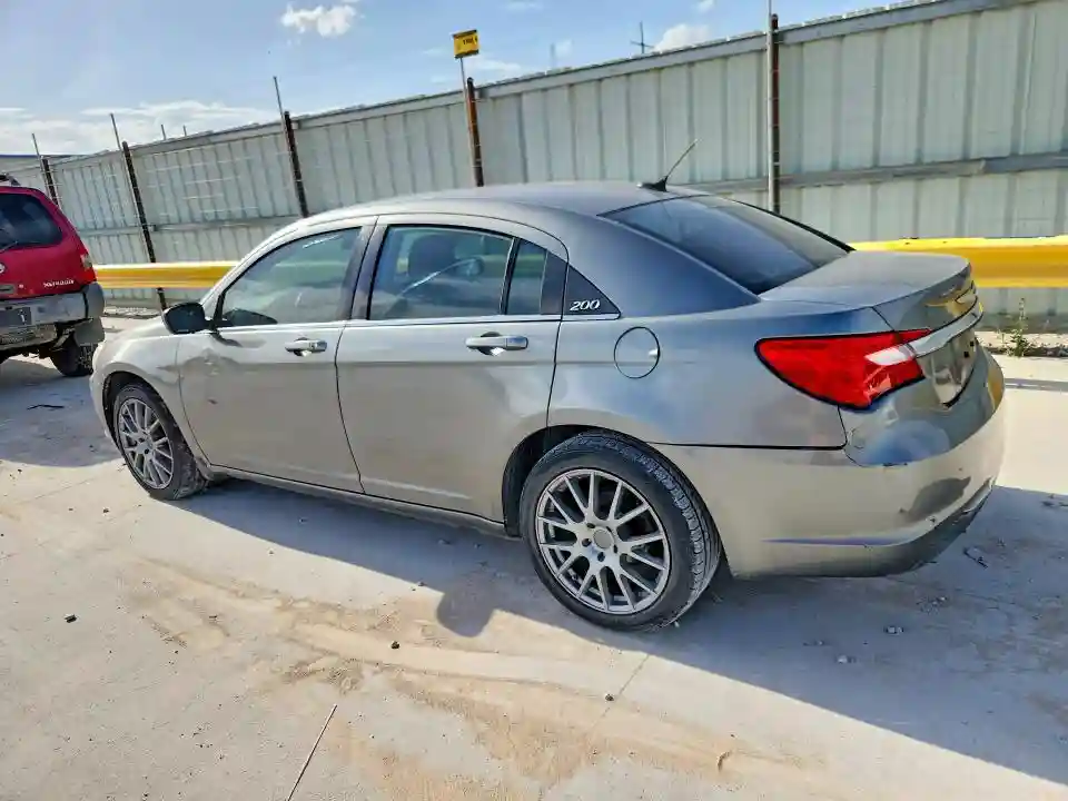 1C3CCBAB5CN262186 2012 CHRYSLER 200-1