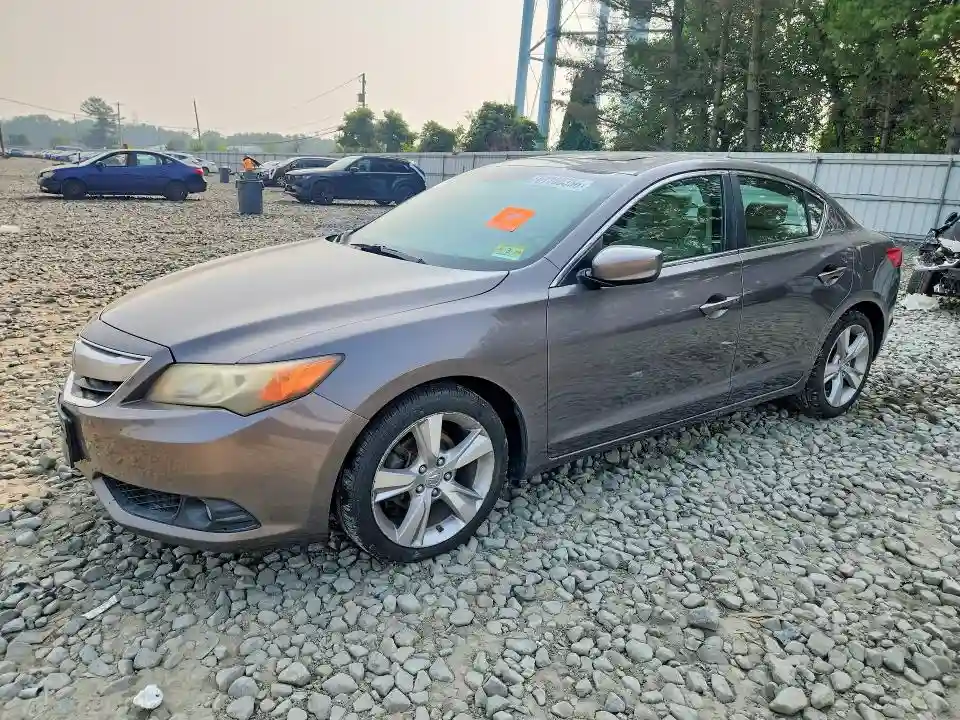 19VDE1F77DE002427 2013 ACURA ILX-0