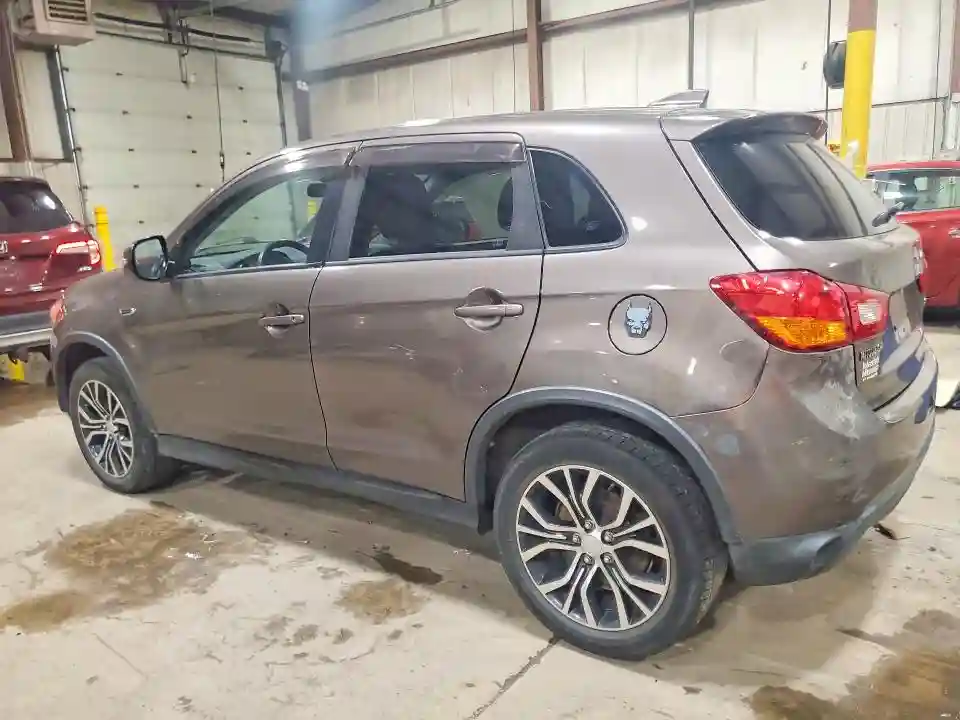 JA4AR3AU8HZ067699 2017 MITSUBISHI OUTLANDER-1