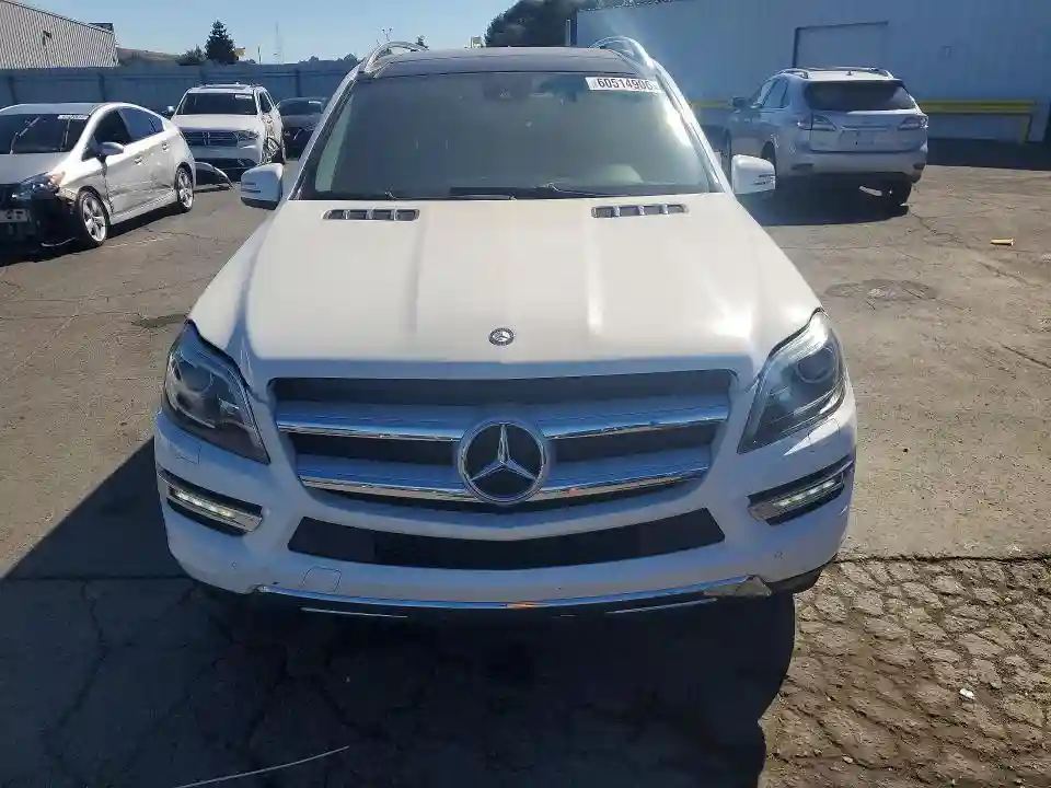 4JGDF6EE8FA475689 2015 MERCEDES-BENZ GL-CLASS-4