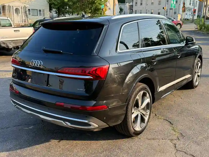 WA1LXBF78PD011866 2023 AUDI Q7-2