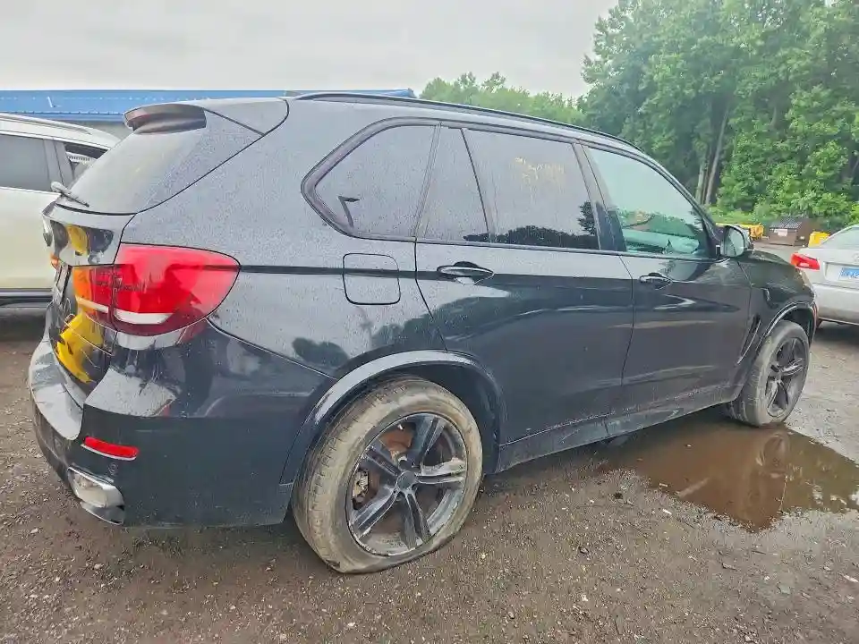 5UXKR2C56E0C01136 2014 BMW X5-2