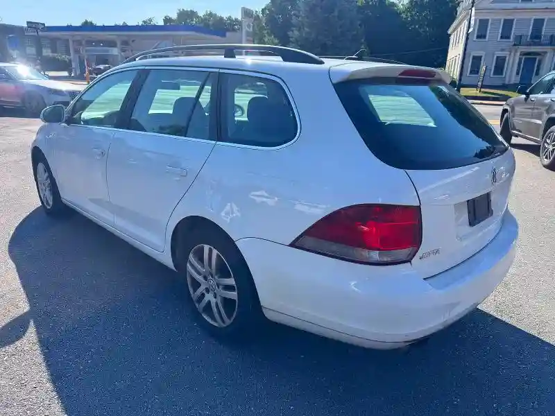 3VWML7AJ6DM645616 2013 VOLKSWAGEN JETTA-2