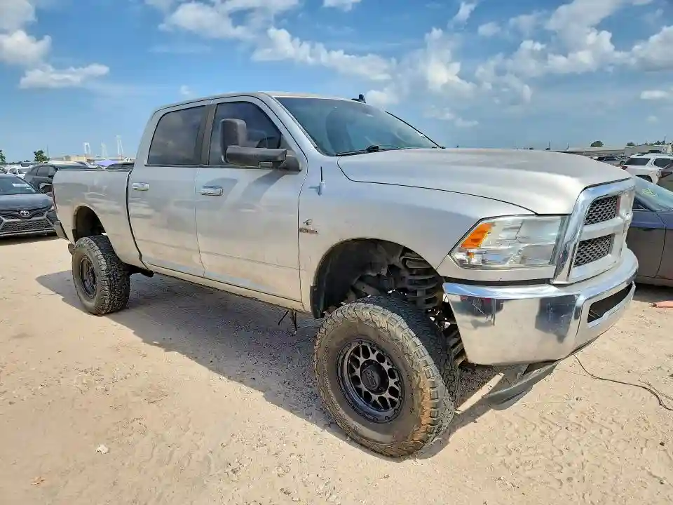 3C6UR5DL9DG512812 2013 RAM 2500-3