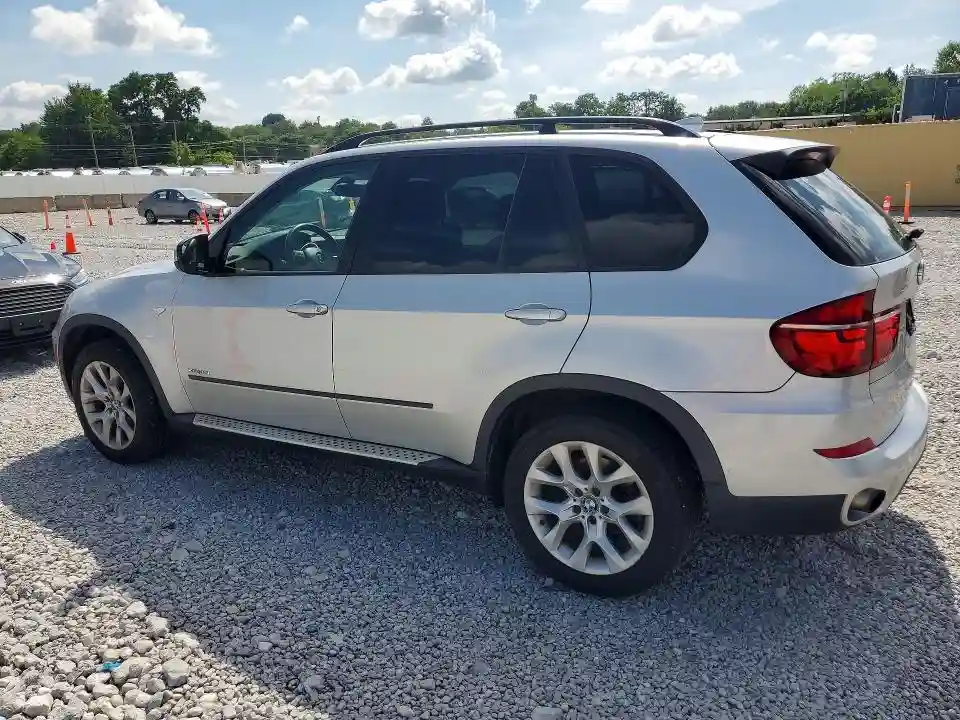 5UXZV4C57BL407675 2011 BMW X5-1