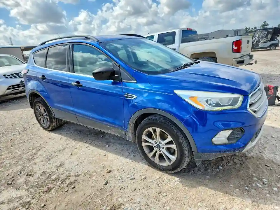 1FMCU0GD2HUE05786 2017 FORD ESCAPE-3