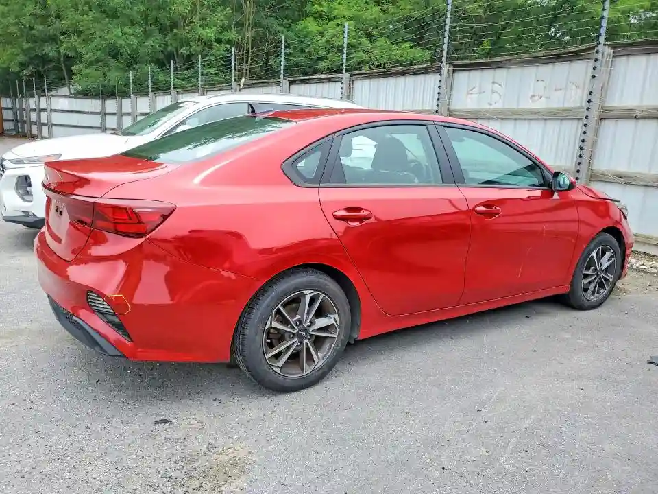3KPF24AD5PE571238 2023 KIA FORTE LXS-2