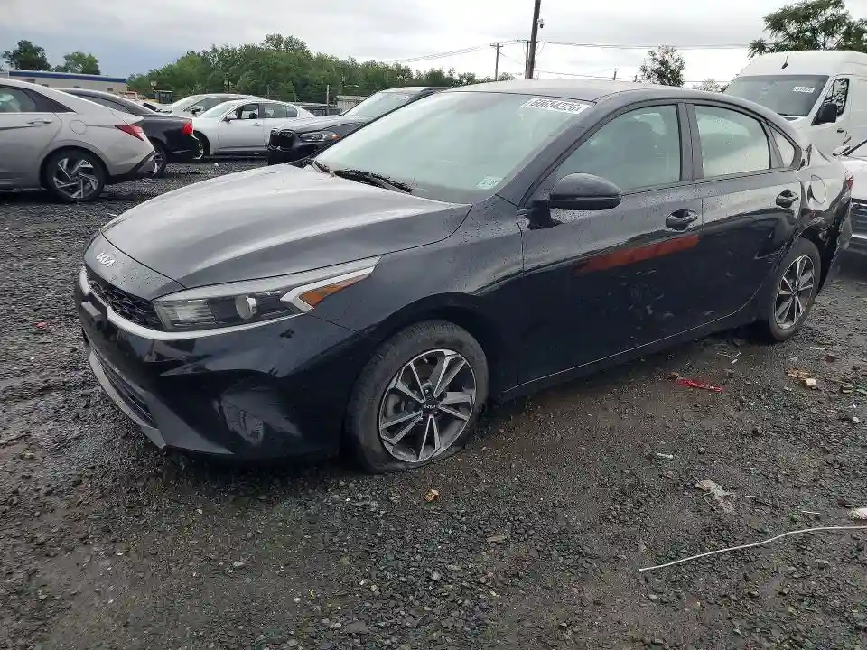 3KPF24AD2NE438966 2022 KIA FORTE-0
