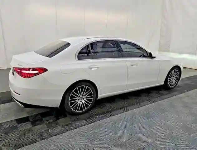 W1KAF4HB3PR133203 2023 MERCEDES-BENZ C-CLASS-2