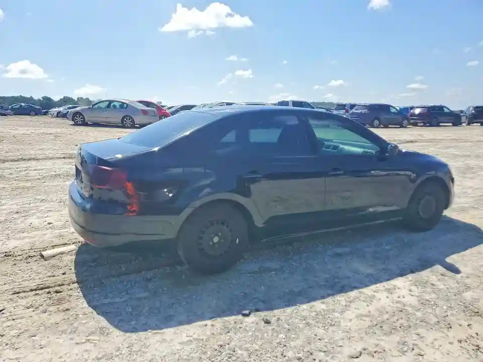 3VW1K7AJ2EM368521 2014 VOLKSWAGEN JETTA-2