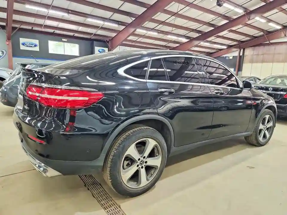 WDC0J4KB5KF575644 2019 MERCEDES-BENZ GLC-CLASS-2