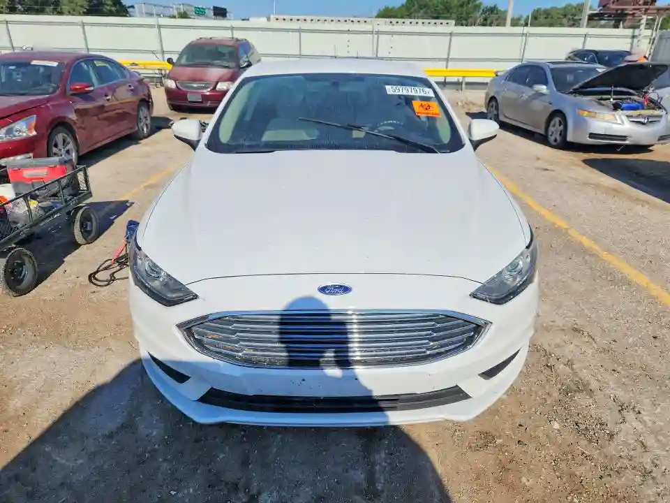 3FA6P0UU7JR282017 2018 FORD FUSION-4