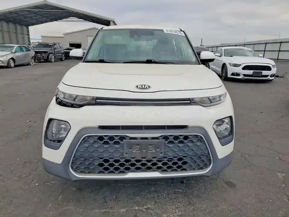KNDJ23AU4L7065673 2020 KIA SOUL S-4