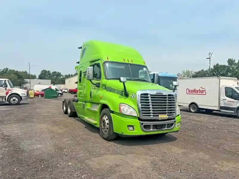 3AKJGLDR9HSHU4071 2017 FREIGHTLINER ALL OTHER-0