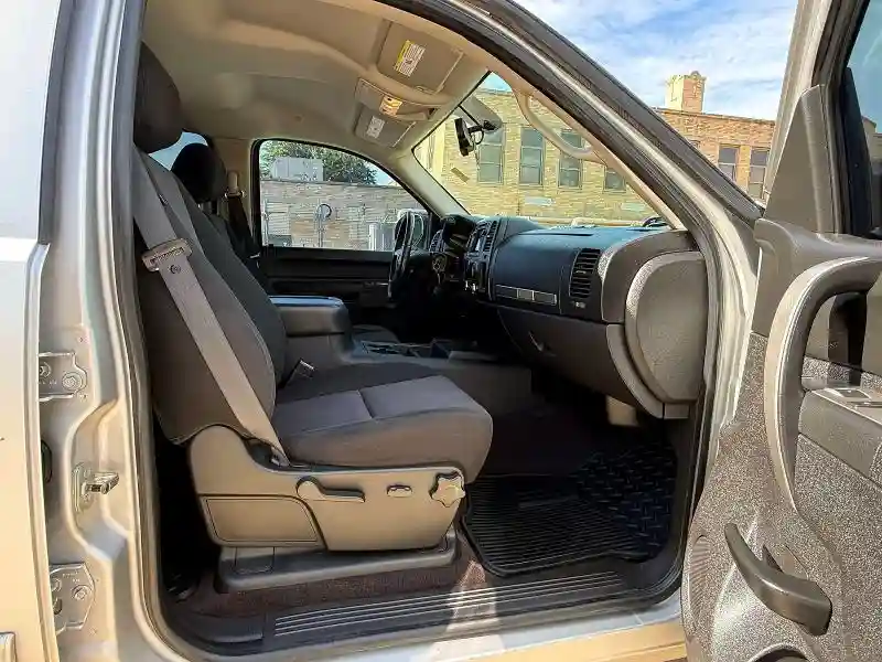 3GCRCSE02AG264790 2010 CHEVROLET ALL MODELS-4