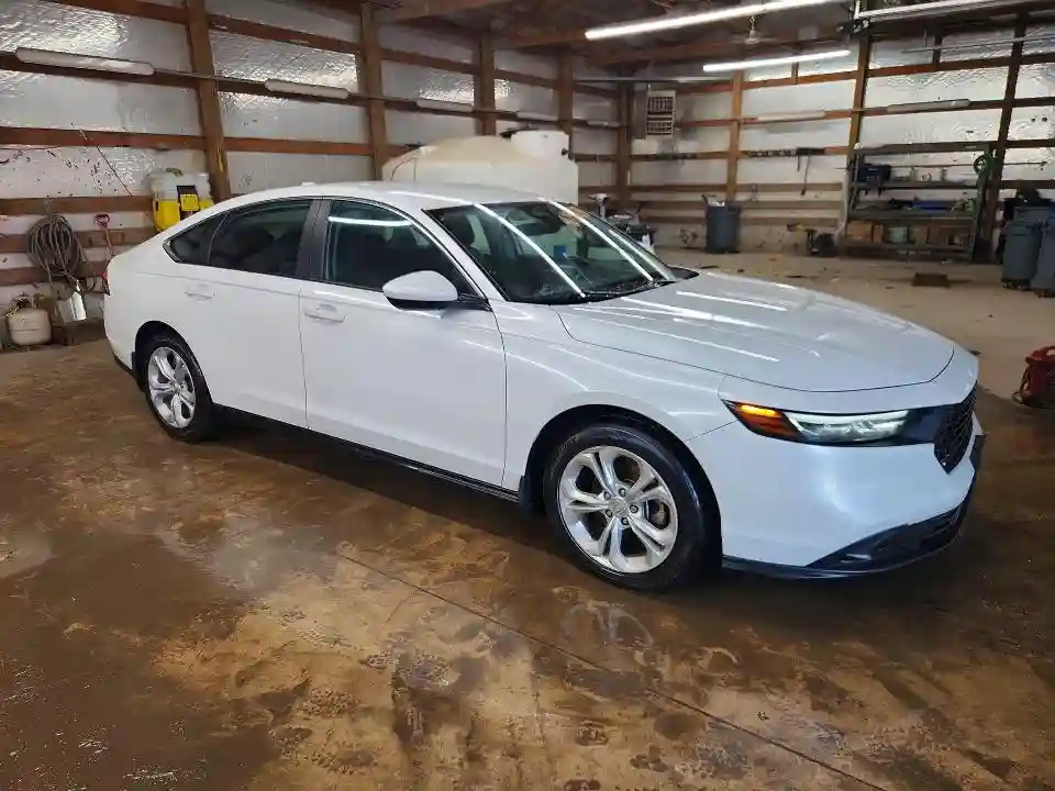 1HGCY1F27RA062556 2024 HONDA ACCORD-3