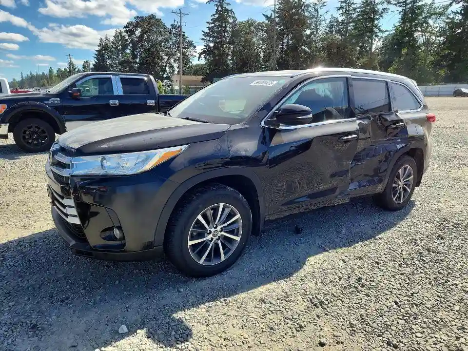 5TDJZRFH9JS905993 2018 TOYOTA HIGHLANDER-0
