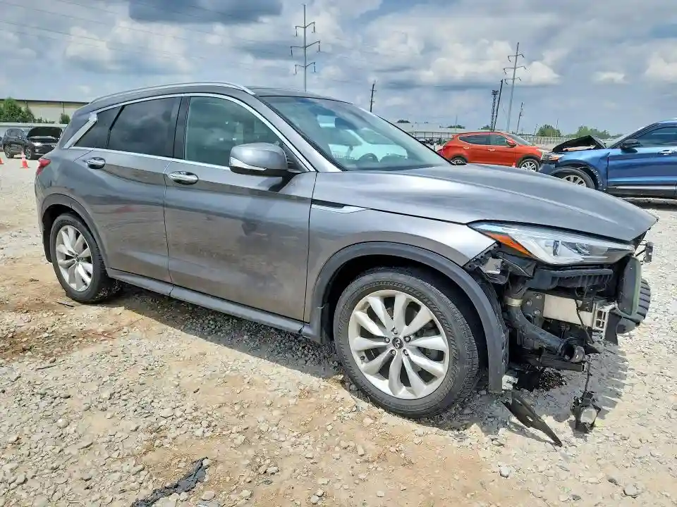 3PCAJ5M32KF117957 2019 INFINITI QX50-3