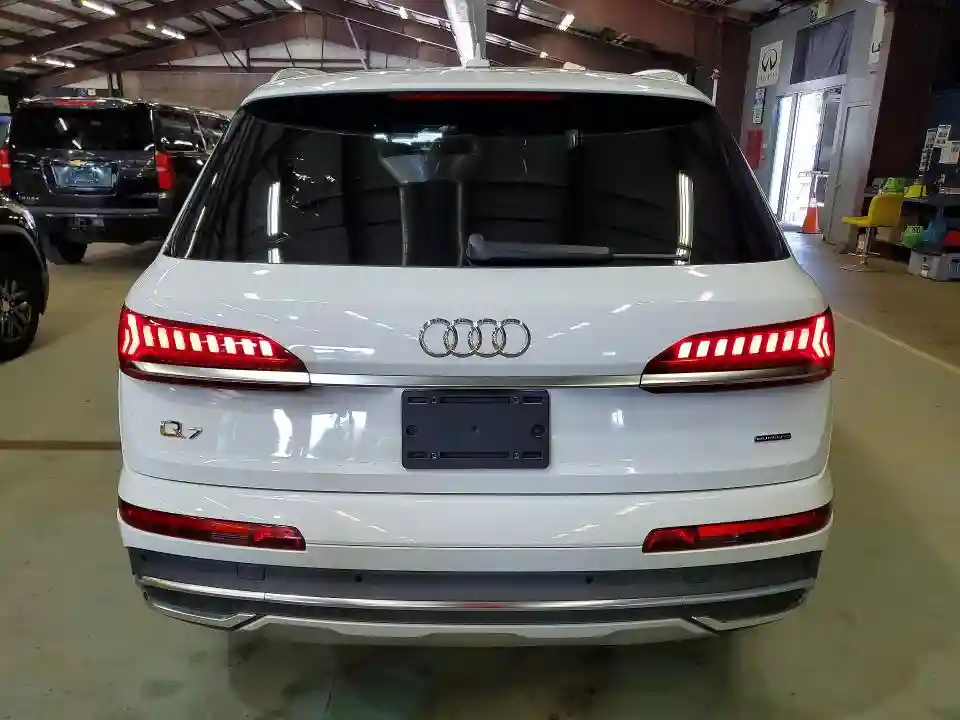 WA1AJAF79MD010062 2021 AUDI Q7-5