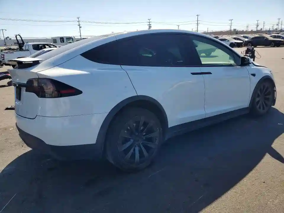 7SAXCDE58PF404180 2023 TESLA MODEL X-2