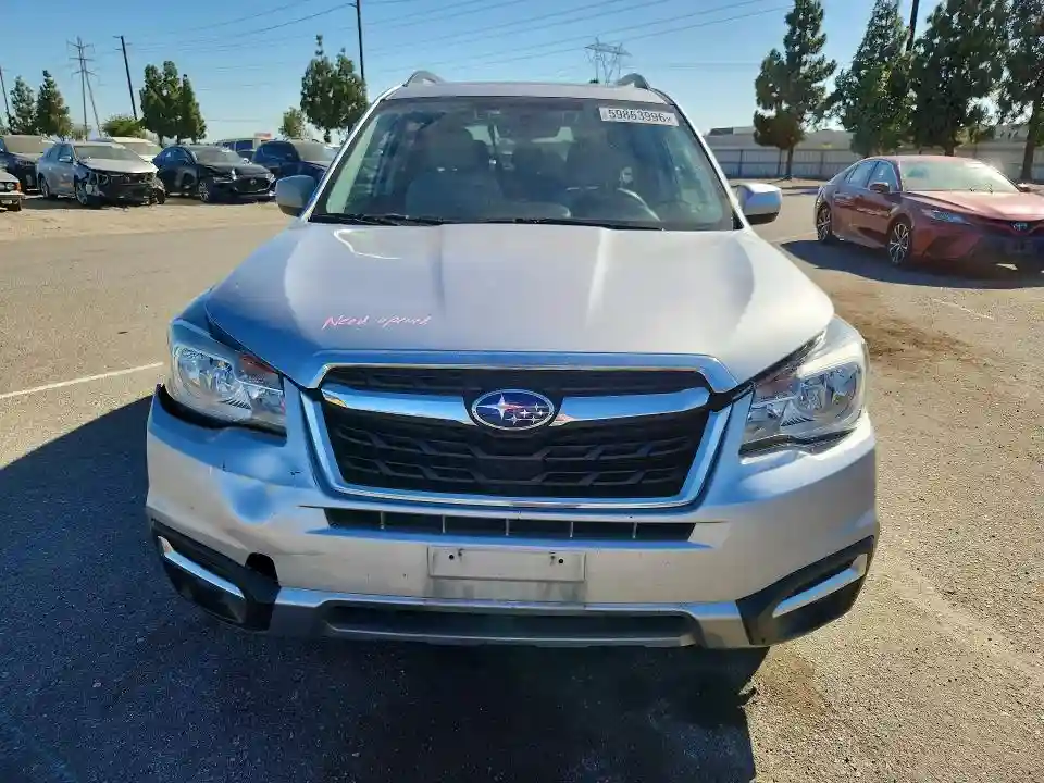 JF2SJAGC3JH410761 2018 SUBARU FORESTER-4