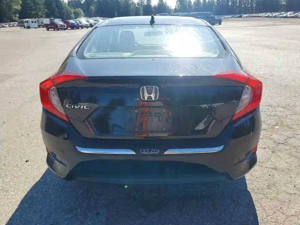 2HGFC2F76JH509428 2018 HONDA CIVIC-5