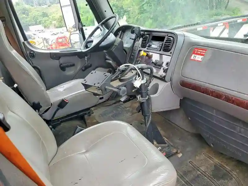 1FVACXBS1DHFA3677 2013 FREIGHTLINER ALL OTHER-5