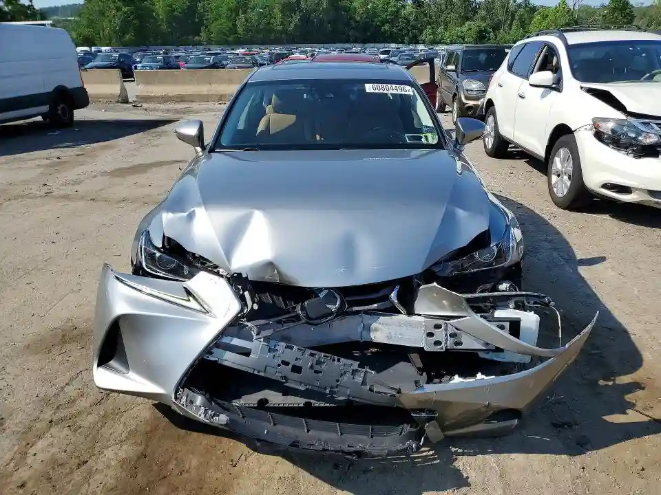 JTHC81D28J5028042 2018 LEXUS IS-4
