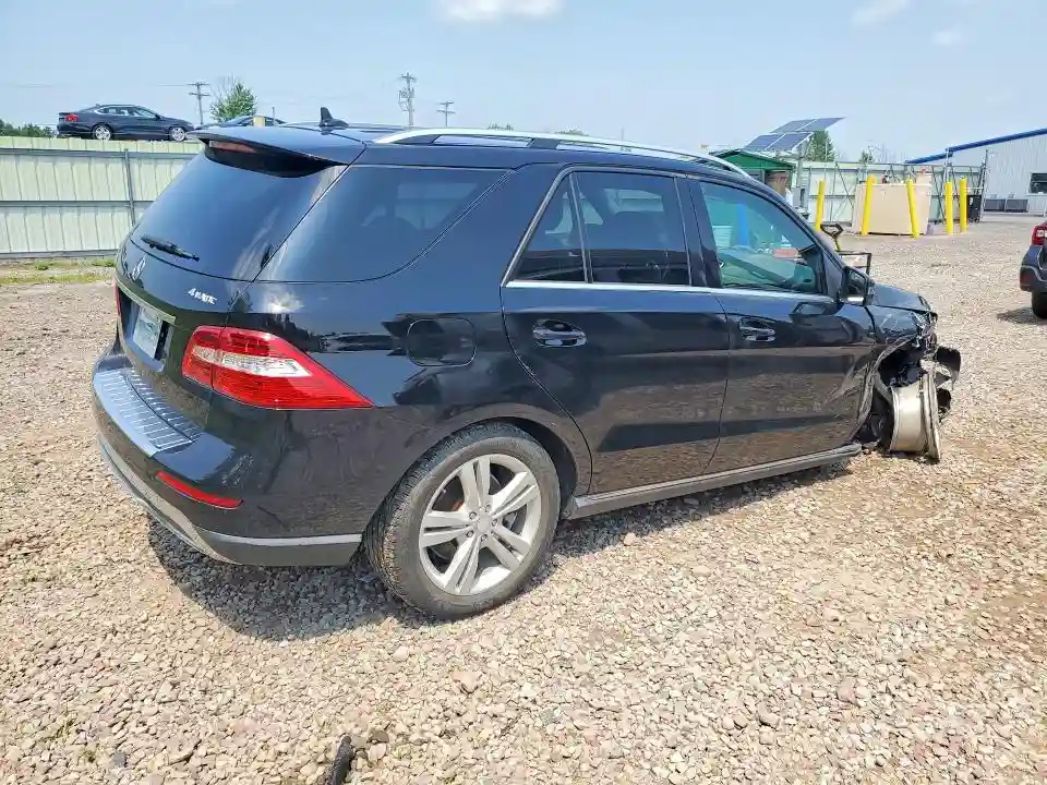 4JGDA5HBXCA002916 2012 MERCEDES-BENZ M-CLASS-2