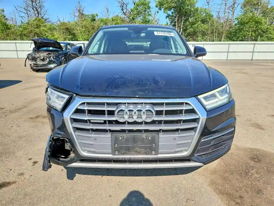 WA1BNAFY8J2229491 2018 AUDI Q5-4