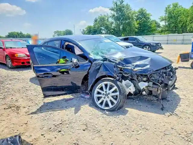 3MZBN1V79HM104076 2017 MAZDA 3-3
