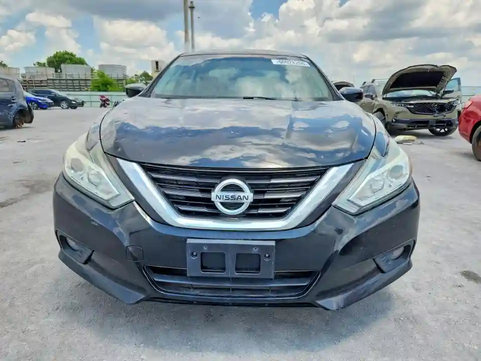 1N4AL3AP4HC204907 2017 NISSAN ALTIMA-4