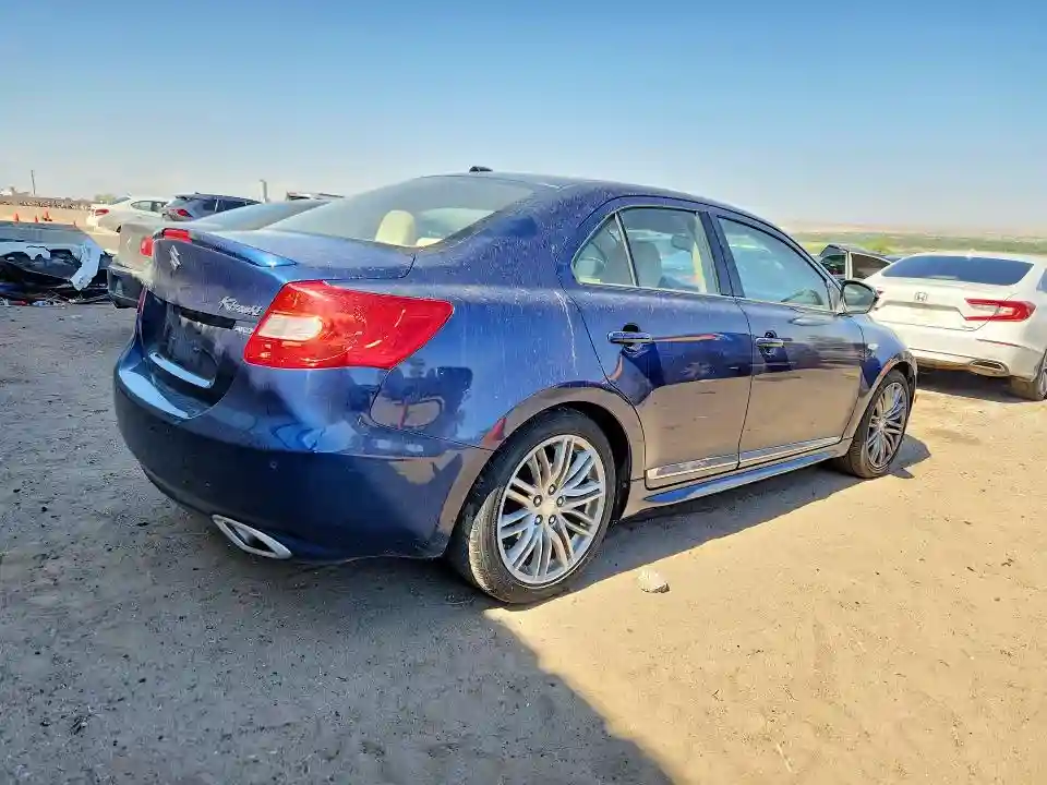 JS2RF9A88C6101194 2012 SUZUKI KIZASHI-2