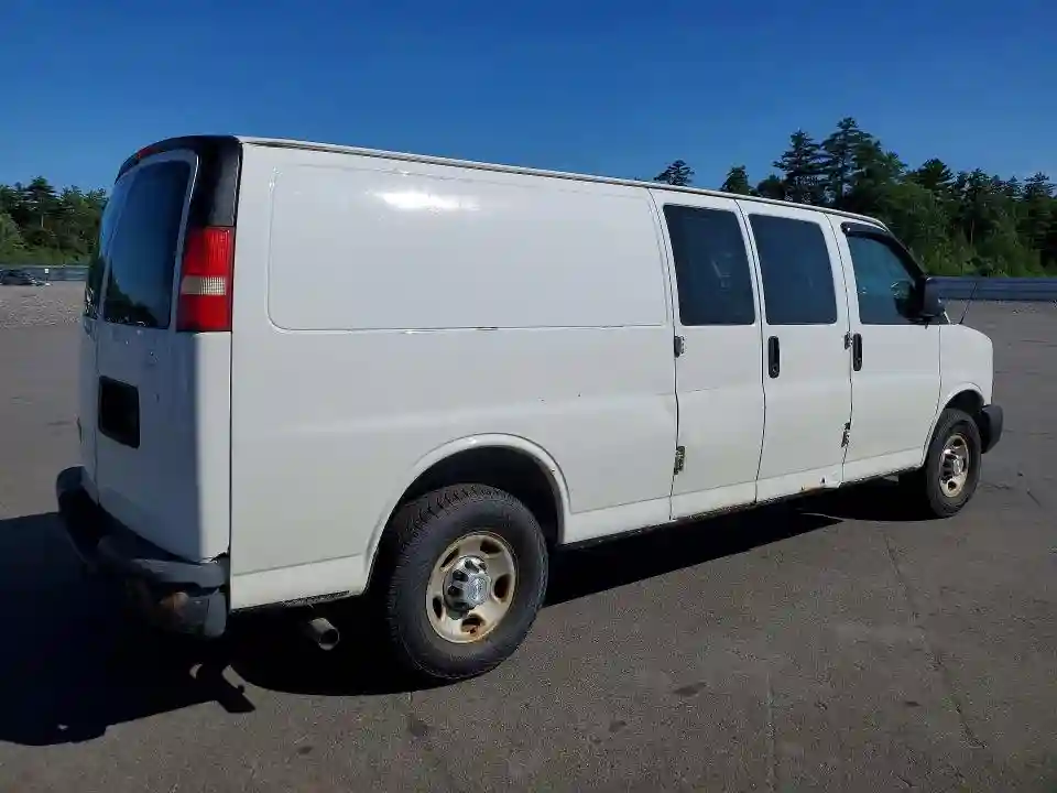 1GCZGUCF0F1115226 2015 CHEVROLET EXPRESS-2