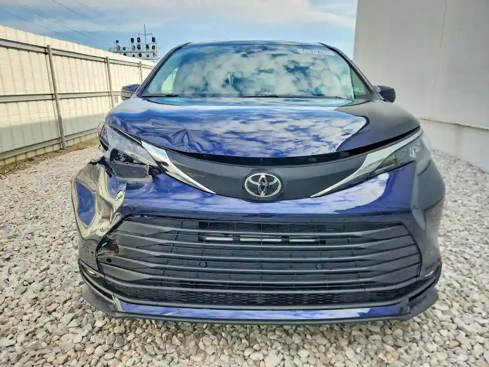 5TDYRKECXTS327708 2026 TOYOTA SIENNA-4