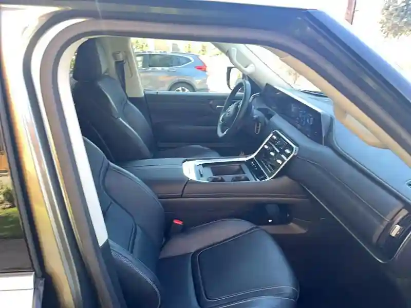 JN8AY3AD4T9320166 2026 NISSAN ARMADA-4
