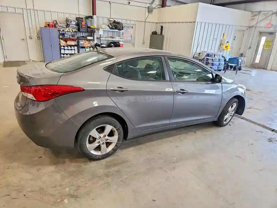 5NPDH4AE1CH088074 2012 HYUNDAI ELANTRA-2
