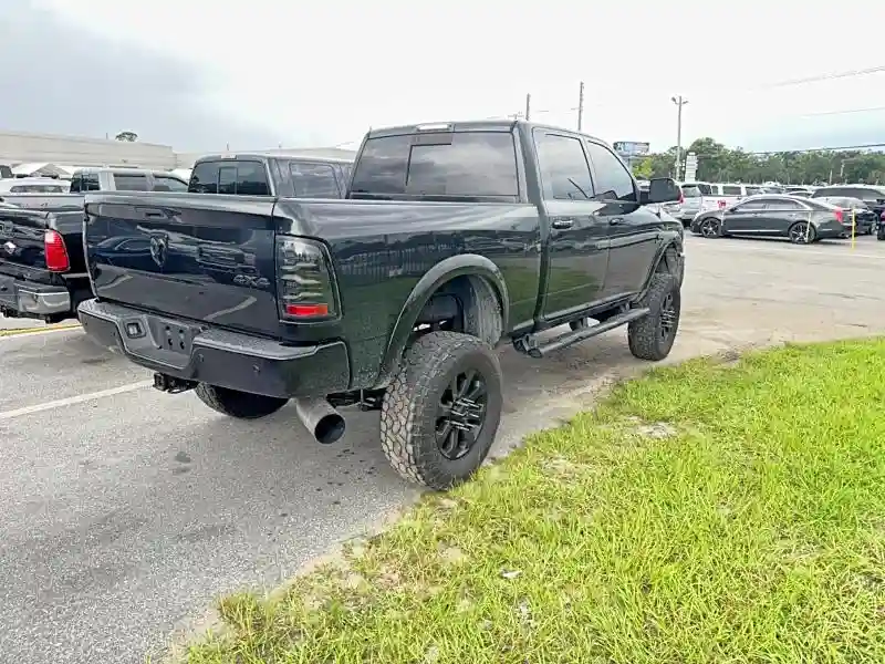 3C6UR5FL8JG367447 2018 RAM 2500-3