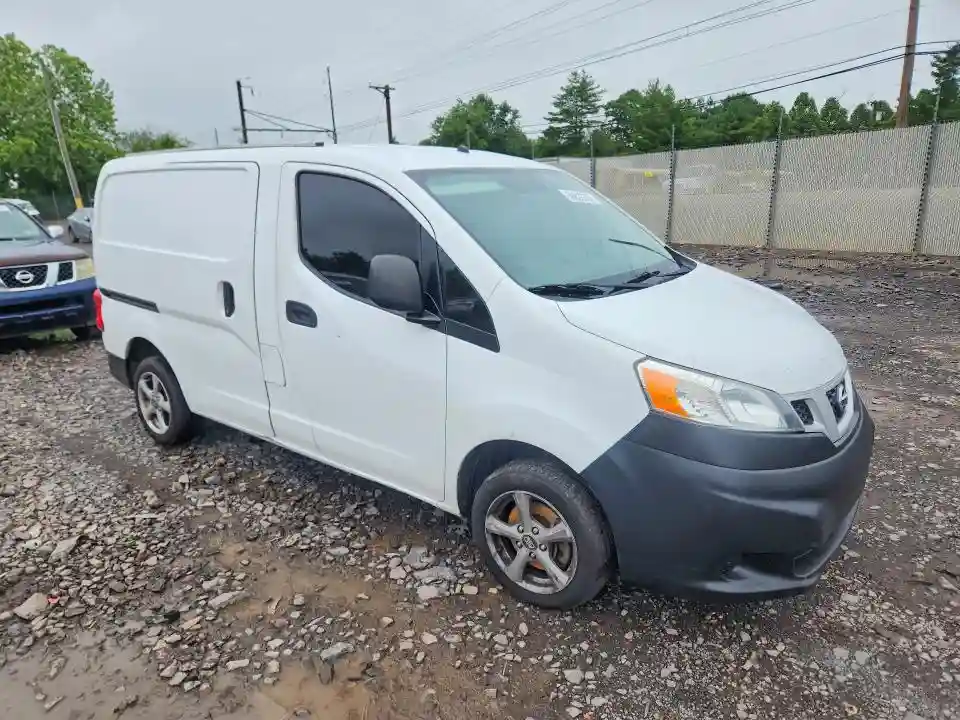 3N6CM0KNXEK693070 2014 NISSAN NV200 SV-3