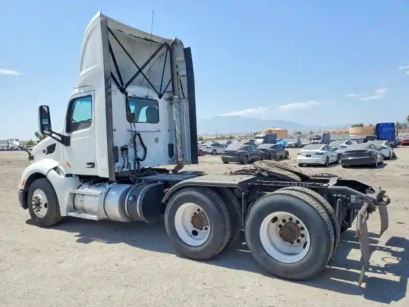 1XPBD49X7JD479045 2018 PETERBILT ALL OTHER-2