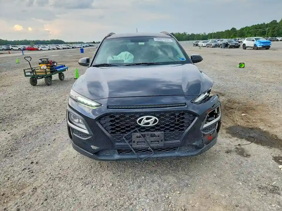 KM8K2CAA9JU145927 2018 HYUNDAI KONA-4