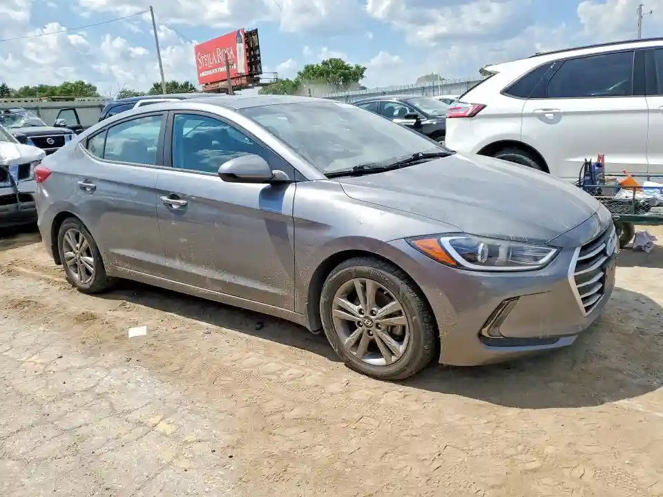 5NPD84LF4JH321819 2018 HYUNDAI ELANTRA-3
